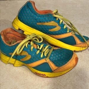 Newton‎ running shoes